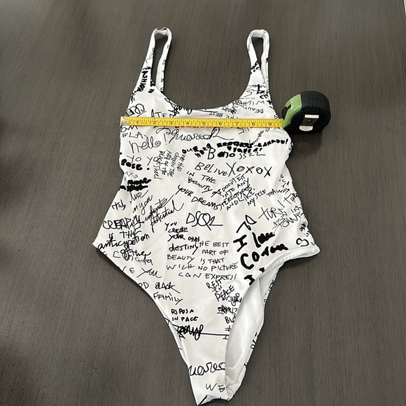 Dsquared2 Logo print one piece swimsuit size 2 - Picture 6 of 8